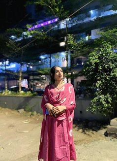 Vanshika - Transsexual escort in Ahmedabad Photo 3 of 4