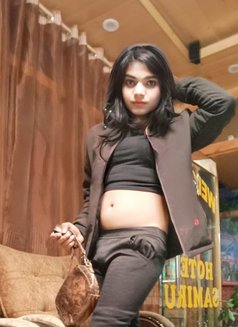 Vanshika - Transsexual escort in Gurgaon Photo 4 of 5