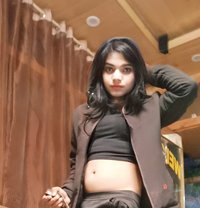 Vanshika - Transsexual escort in Gurgaon Photo 4 of 5