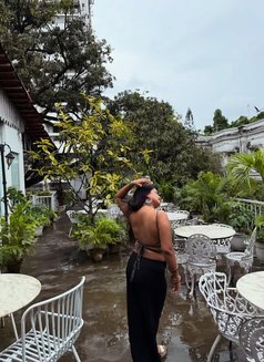 Sanjana - escort in Noida Photo 2 of 4