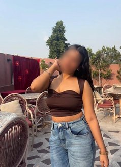 Sanjana jain - escort in Chandigarh Photo 1 of 3