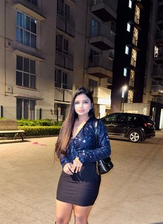 Vanshika Real Meet Only Cash Payment - escort in Surat Photo 4 of 5