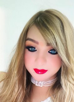 Vanya Lady Boy - Transsexual escort in New Delhi Photo 1 of 7