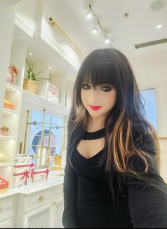 Vanya Lady Boy - Transsexual escort in New Delhi Photo 5 of 7