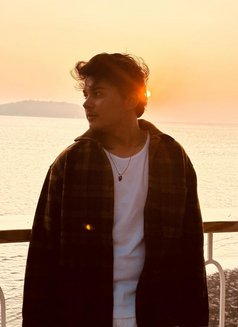 Vardhan - Male escort in Mumbai Photo 1 of 1