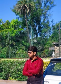 Vardhraj - Male escort in Rajkot Photo 2 of 3