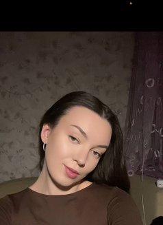 Varia - puta in Hong Kong Photo 5 of 5