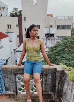 Varsha Active Cock Shimale in Chennai - Transsexual escort in Chennai Photo 3 of 7