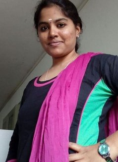 Varsha - escort agency in Bangalore Photo 4 of 4