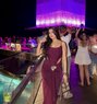 Varsha - puta in Abu Dhabi Photo 2 of 6