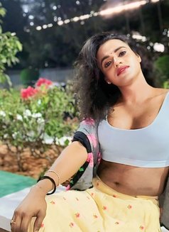 Varsha Reddy Shemale - Transsexual escort in Hyderabad Photo 1 of 7