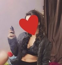 Varsha sexy slim girl - escort in Noida