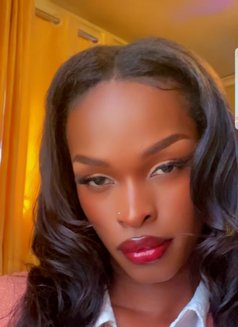 Varshii - Transsexual escort in Nairobi Photo 2 of 3