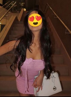 New vip model independent girl - puta in Kathmandu Photo 1 of 2
