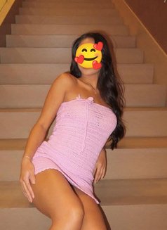 New vip model independent girl - puta in Kathmandu Photo 2 of 2