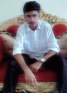 Varun - Male adult performer in Chennai Photo 1 of 2