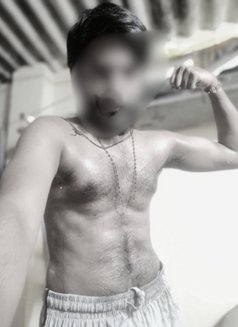 Varun - Male escort in Mumbai Photo 4 of 4