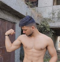 Varun - Male escort in New Delhi