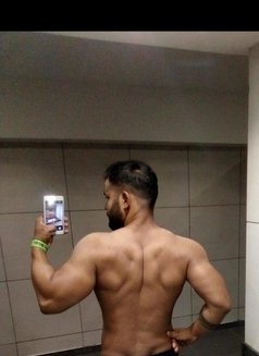 Varun - Male escort in Noida Photo 1 of 1