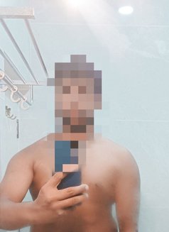 Varun-The chub gigoglo - Male escort in Bangalore Photo 7 of 7