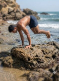 Varun - Educate, Sensible, Discrete - Male escort in Hyderabad Photo 3 of 3