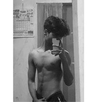 Passionate Varun With 6.5 inches - Male escort in Ghaziabad