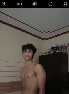 Harsh - Male escort in New Delhi Photo 3 of 7