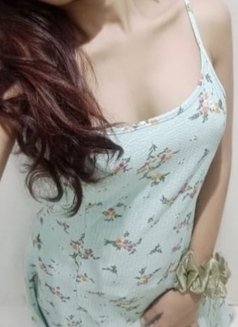 Live video call service - escort in Mumbai Photo 2 of 4