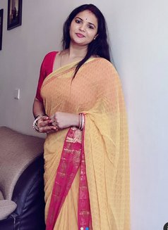 Vdiya Hotel and Home Sarvice - escort in Bangalore Photo 1 of 4