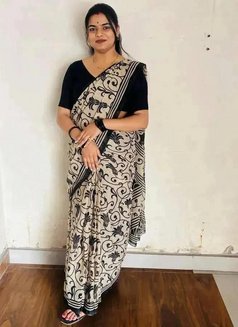 Vdiya - puta in Mumbai Photo 3 of 7