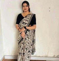 Vdiya - escort in Pune