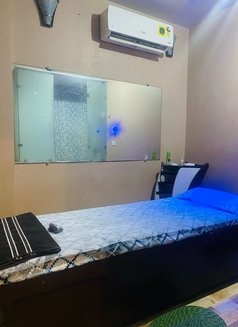 Vedant Wellness Spa - masseuse in Noida Photo 9 of 10