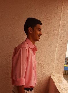 Vedanta - Acompañantes masculino in Pune Photo 2 of 2