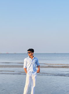Vedantttt - Male escort in Pune Photo 3 of 5