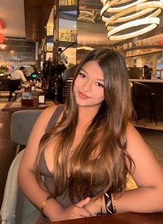 Vedika - escort in Pondicherry Photo 5 of 7