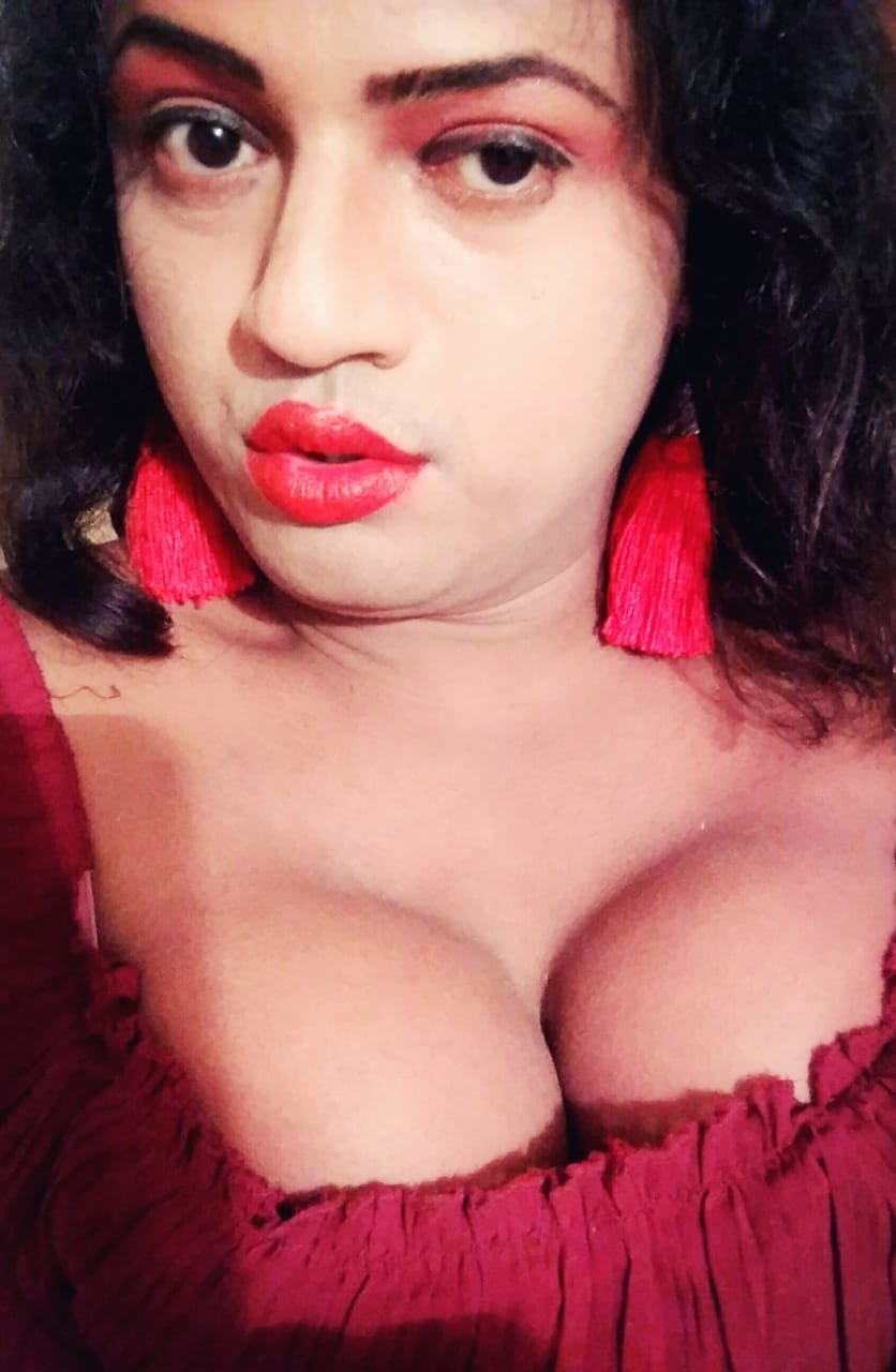 Vedio Cumshot, Audio, Live, Direct, Indian Transsexual escort in Bangalore