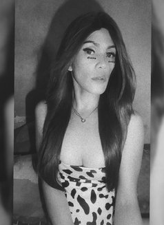 Vee Cathz - Transsexual escort in Jakarta Photo 2 of 9