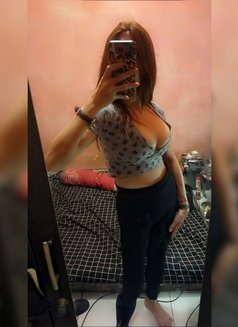 Vee Cathz - Transsexual escort in Jakarta Photo 8 of 9