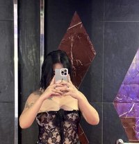 Vee - escort in Manila