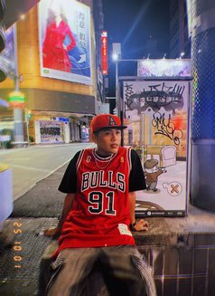 Vee - Acompañante masculino in Kuala Lumpur Photo 5 of 9