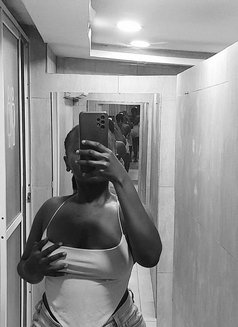 Vee🥵 - escort in Nairobi Photo 3 of 4