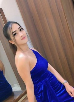 Vee - escort agency in Riyadh Photo 10 of 23