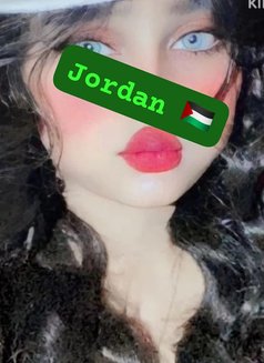 Vee - escort agency in Riyadh Photo 11 of 23