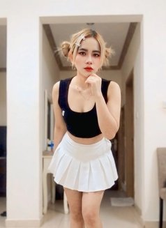 Vee - escort agency in Riyadh Photo 13 of 23