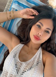 Vee - Real pic real girl - escort in Riyadh Photo 8 of 11