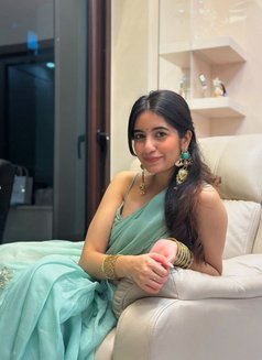 Veena - escort in Pondicherry Photo 3 of 3