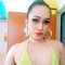 Veena - Acompañantes transexual in Muscat Photo 1 of 3