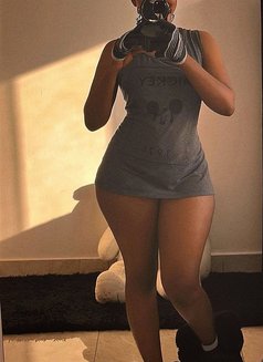 Veenus - escort in Chennai Photo 20 of 22