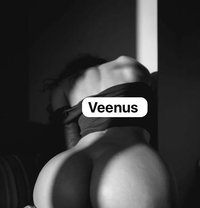 Veenus-The certified Freak. - puta in Nairobi Photo 1 of 8