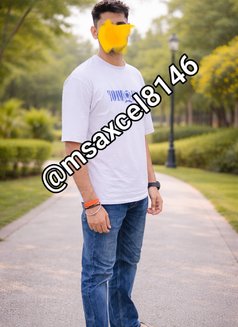 Veer@9548 - Male escort in New Delhi Photo 1 of 4